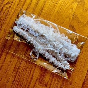 NWT Never Opened Lace Bridal Garter Set of 2